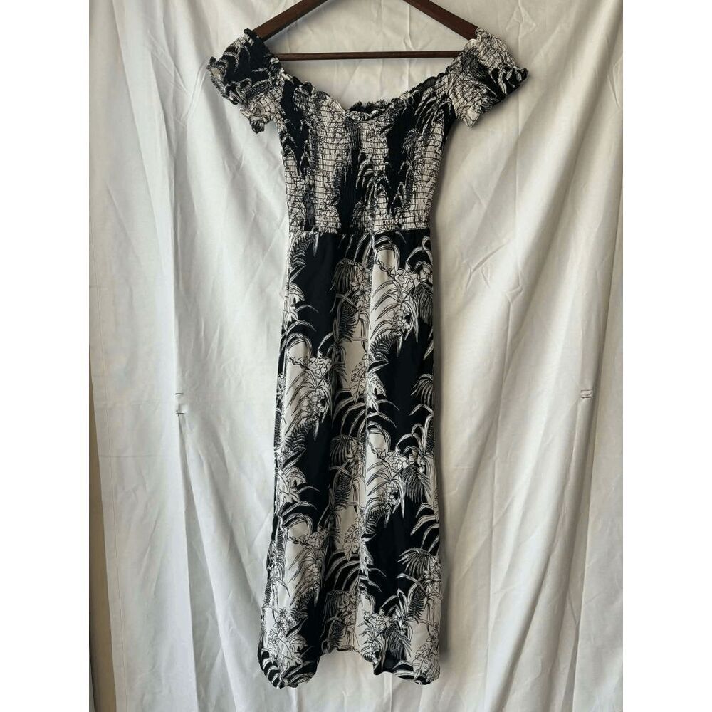 ReformationโMurphy Dress Black and White Botanical Print Womens Size 0